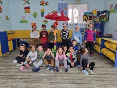 група "Детска планета" - ДГ Звънче - Стамболийски